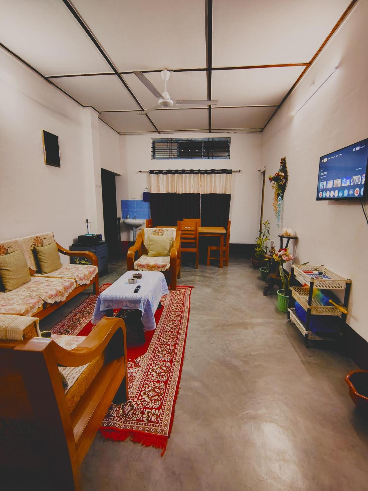 Gayatri Homestay Dibrugarh Exterior photo